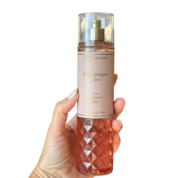Bath & Body Works Champagne Toast Fine Fragrance Mist 8 fl oz - Picture 4 of 4